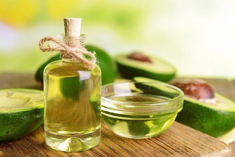 Tinh dầu bơ tốt cho sức khỏe, sắc đẹp!